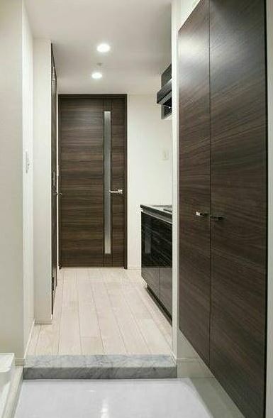 ※同仕様写真含む(玄関)