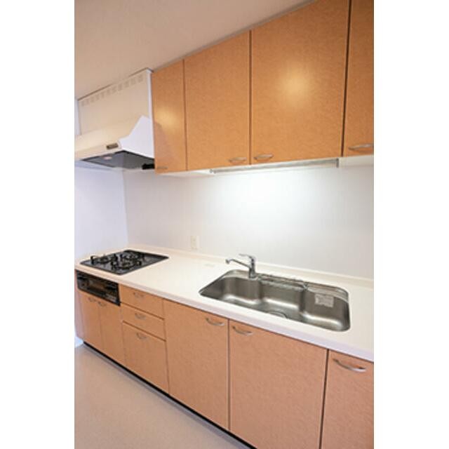 ※写真は同タイプ住戸です。(キッチン)