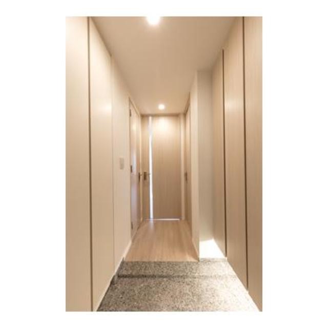 ※写真は同タイプ住戸です。(玄関)