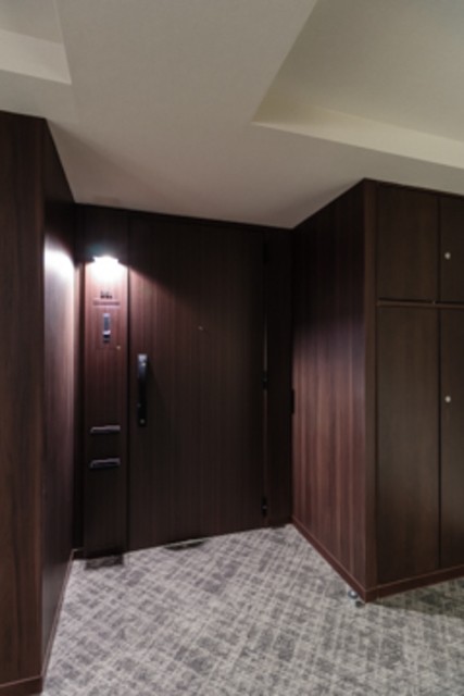 ※写真は同タイプ住戸です。(玄関)