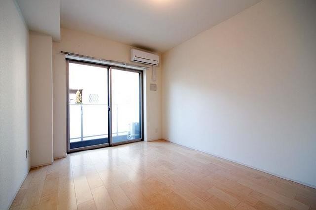 ※写真は同タイプ住戸です。(居間)