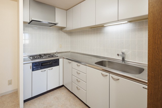 ※写真は同タイプ住戸です。(キッチン)