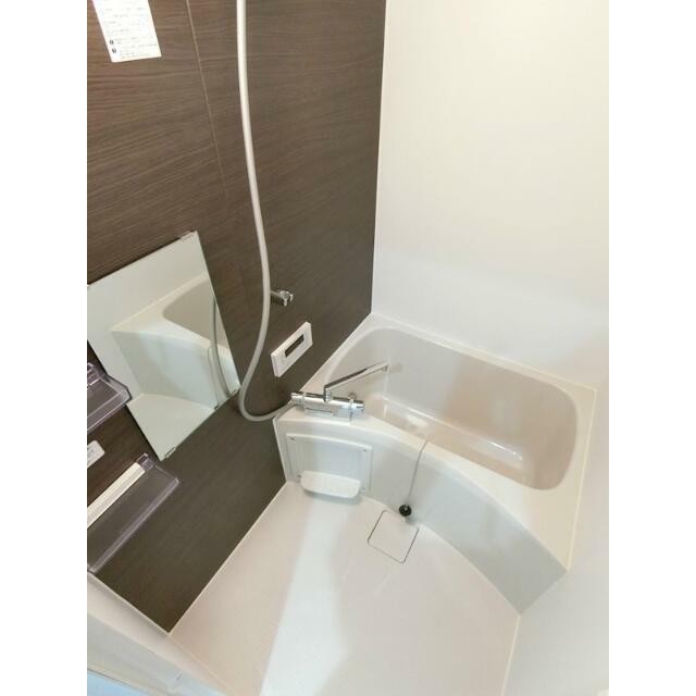 追焚き＆浴室暖房乾燥付き！一日の終わりには快適なバスタイムを！(風呂)