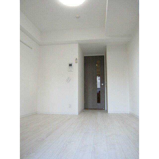 居室には照明が付いてます☆