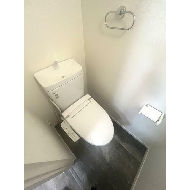 清潔感のあるトイレです♪(内装)