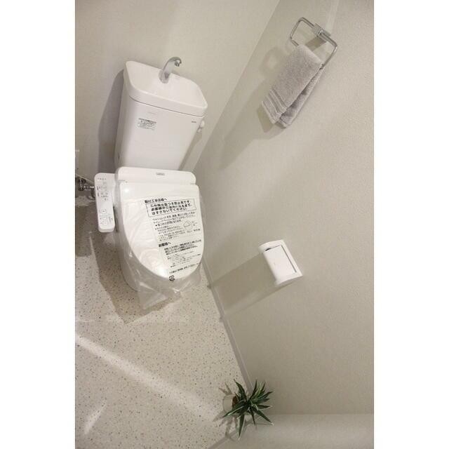 温水洗浄暖房便座★※写真は別部屋。モデルルーム。(内装)