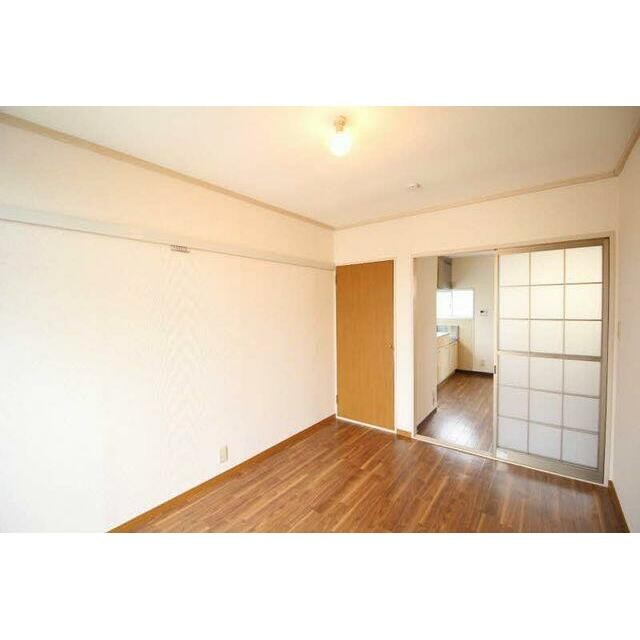 ※天井の照明は設備ではありません。