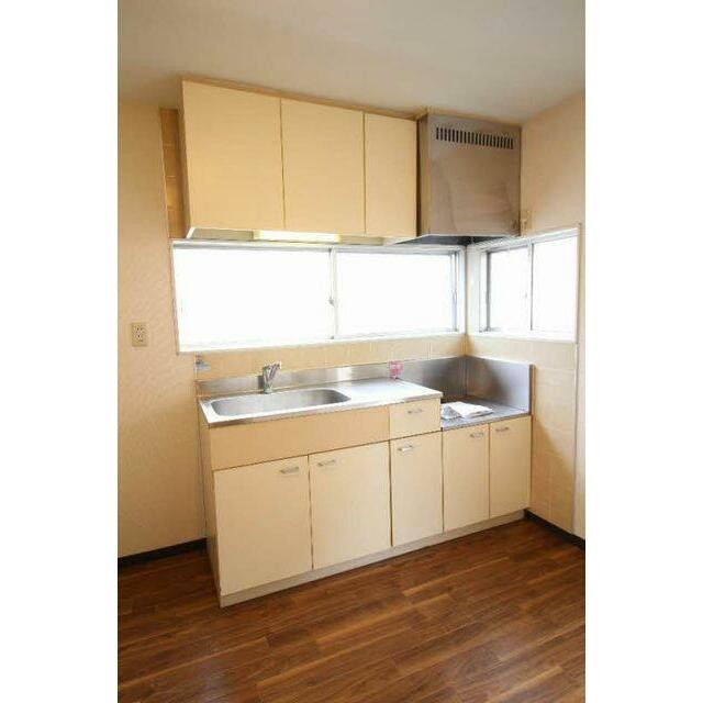 【キッチンセット】ガス2口コンロを置くことができます。(キッチン)