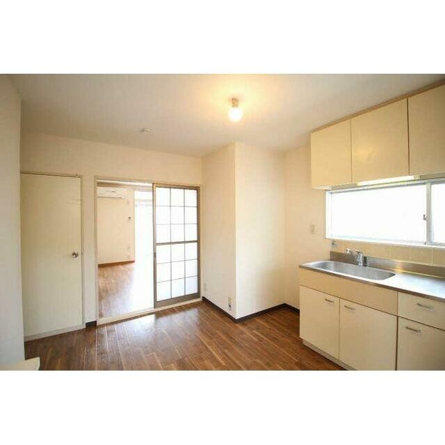 ※天井の照明は設備ではありません。