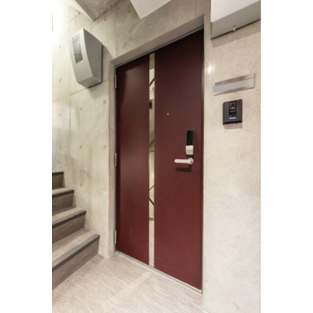 ※写真は同タイプ住戸です。(玄関)