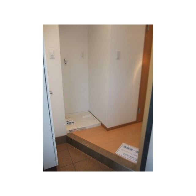 ※同タイプ参考写真(玄関)