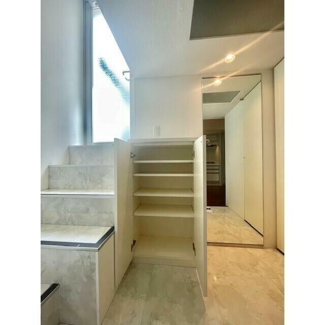 シューズBOX(内装)