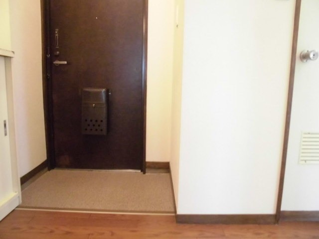 (玄関)