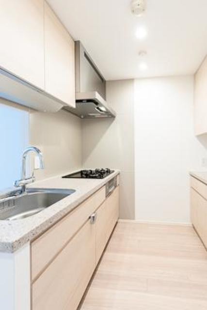 ※写真は同タイプ住戸です。(キッチン)