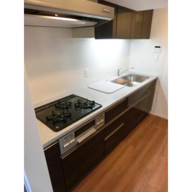 ※写真は同タイプ住戸です。(キッチン)