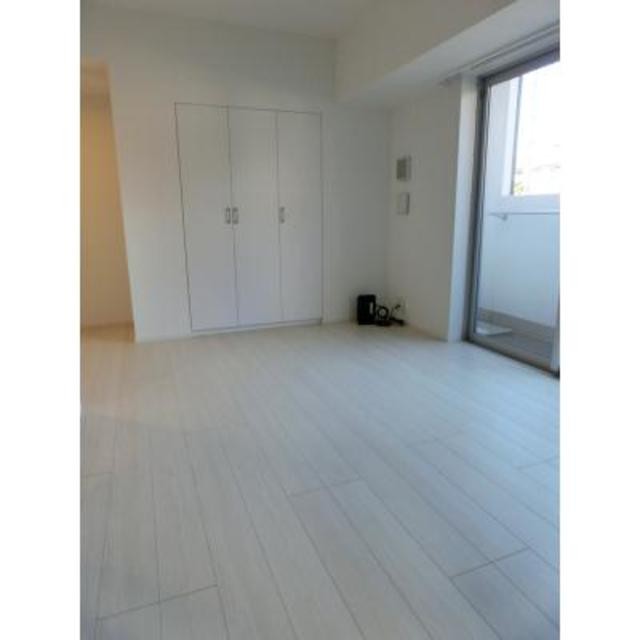 ※写真は同タイプ住戸です。(居間)