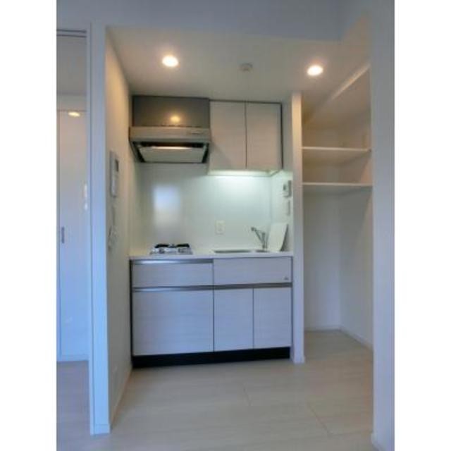 ※写真は同タイプ住戸です。(キッチン)