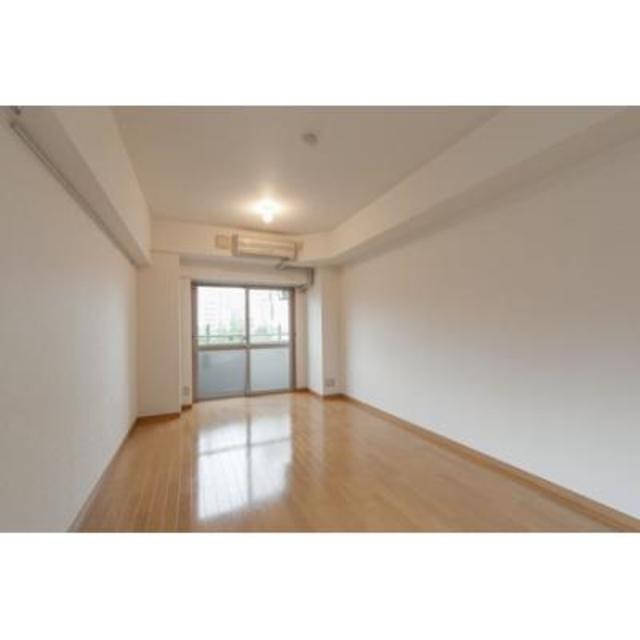 ※写真は同タイプ住戸です。(居間)