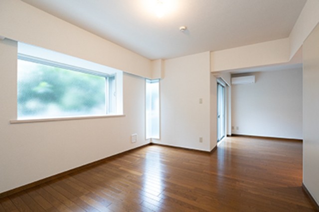 ※写真は同タイプ住戸です。(居間)