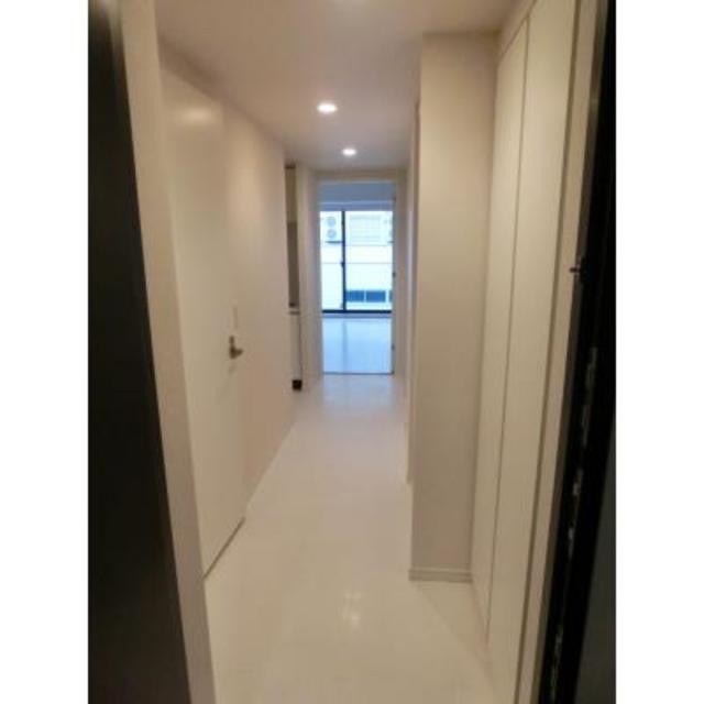 ※写真は同タイプ住戸です。(玄関)