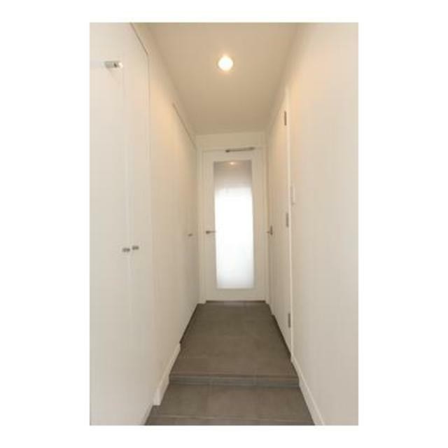 ※同仕様写真含む(玄関)