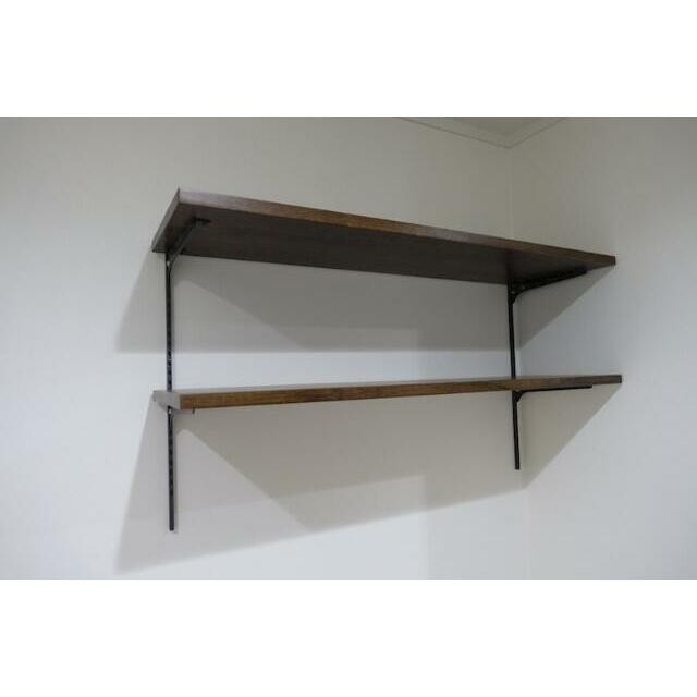 飾り棚は高さ調節可能で、好みに合った使い方ができそうです♪(内装)