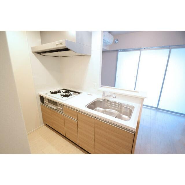 3口ガスコンロで料理もラクラク♪(キッチン)