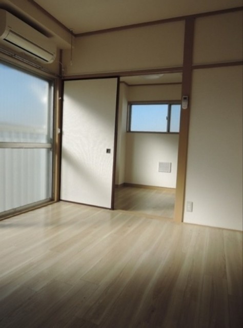 ※同仕様写真(居間)