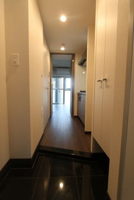 ※同仕様写真含む(玄関)