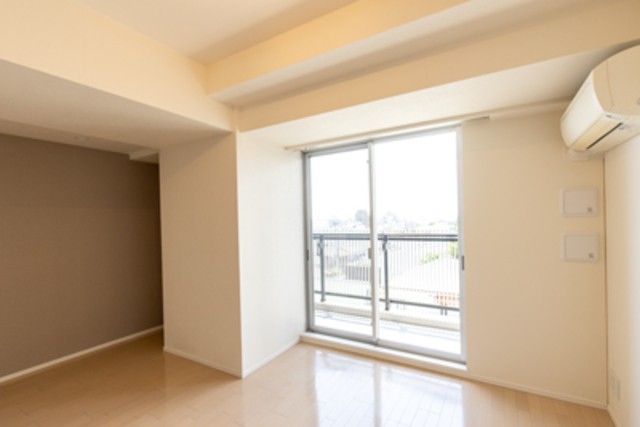 ※写真は同タイプ住戸です。(居間)