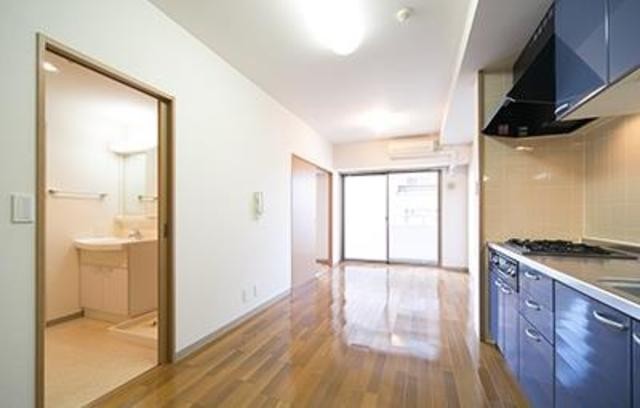 ※写真は同タイプ住戸です。(居間)