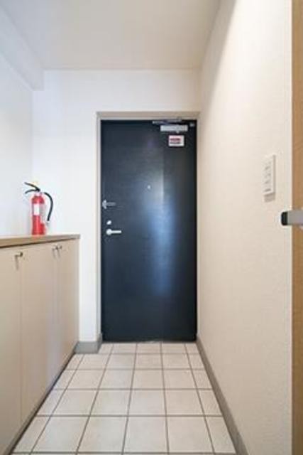 ※写真は同タイプ住戸です。(玄関)