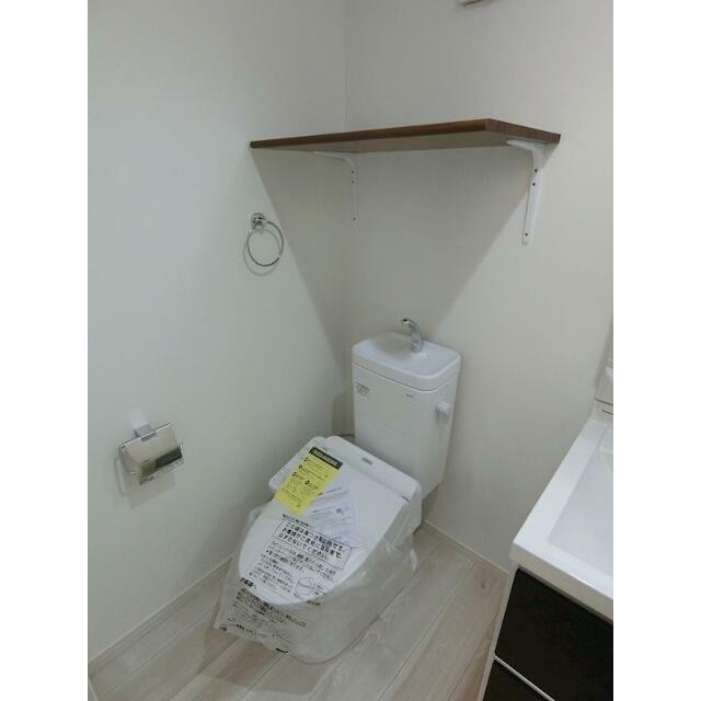 バストイレ別！ウォシュレット付き！(内装)