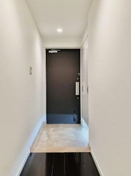 ※同仕様写真(玄関)