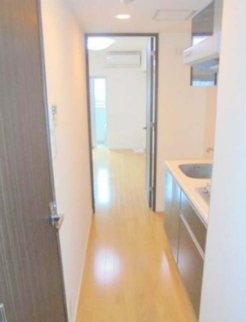 ※同仕様写真含む(玄関)