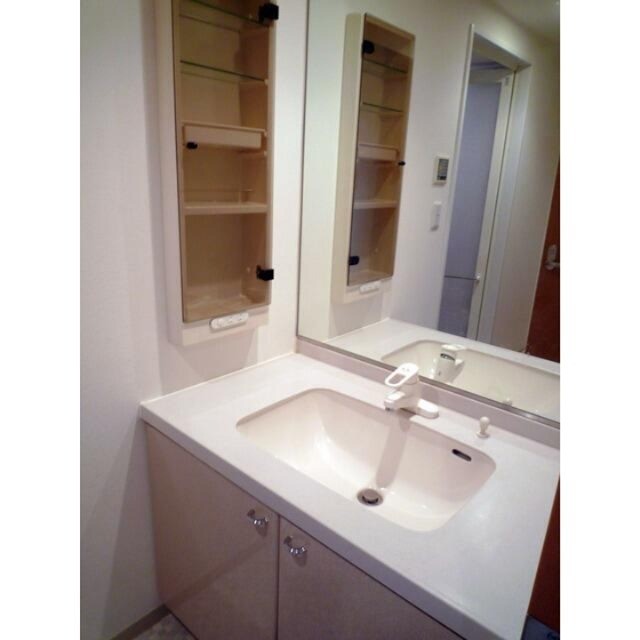 ※同仕様写真含む(内装)