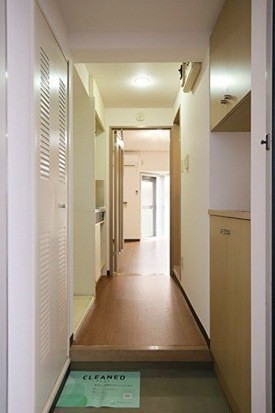 ※同仕様写真含む(玄関)