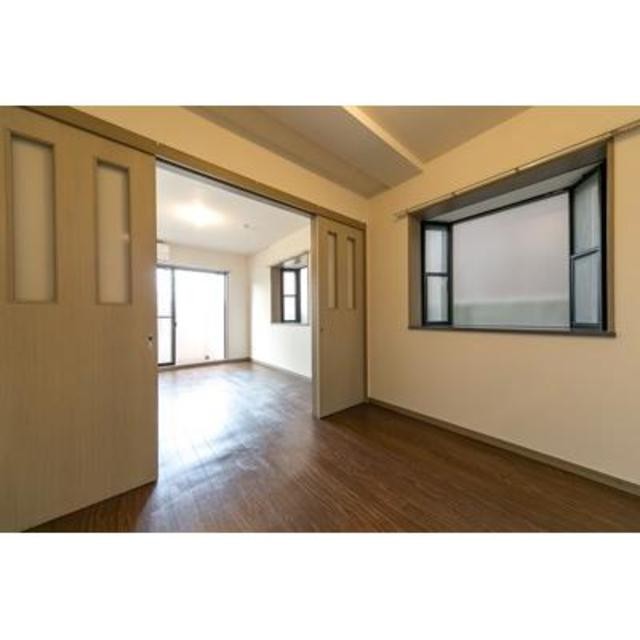 ※写真は同タイプ住戸です。(居間)