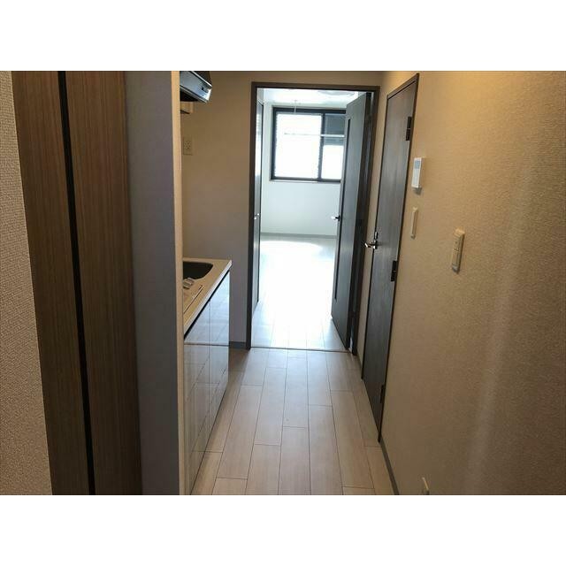 (玄関)