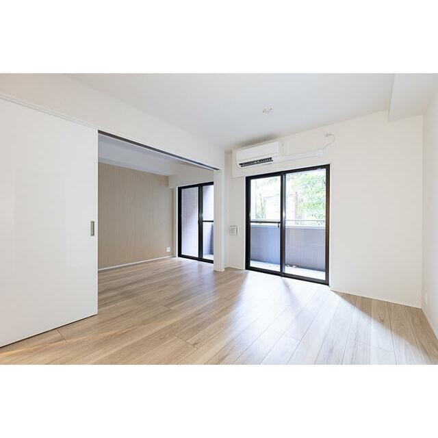 ※写真は同タイプ住戸です。(居間)