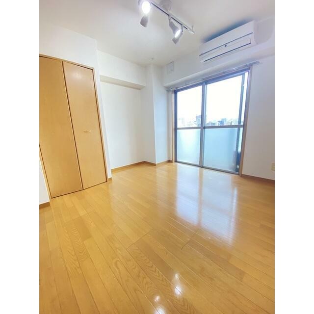 (居間)