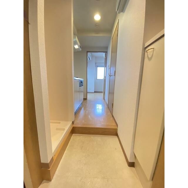 (玄関)