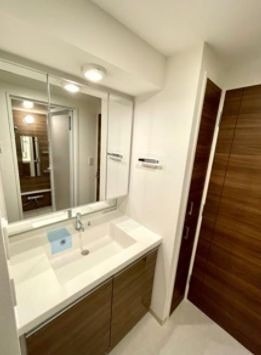 ※同仕様写真含む(内装)