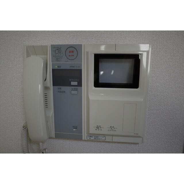 モニター付きインターホン完備です