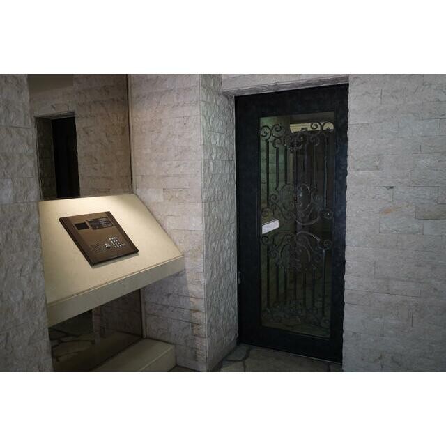 オートロック完備