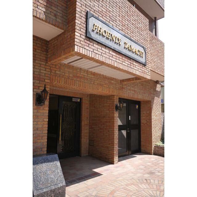 重厚な印象のエントランス(その他建物画像)