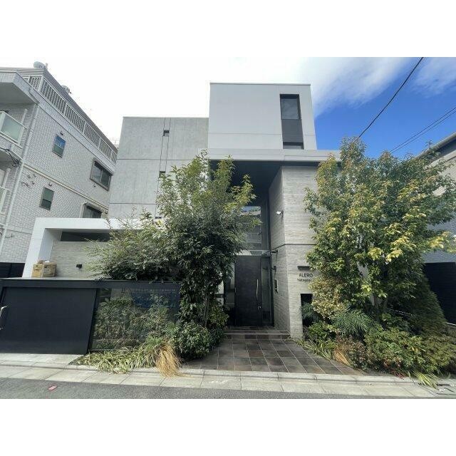 渋谷区幡ヶ谷１丁目 【賃貸居住】マンション