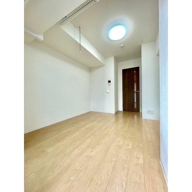 (居間)
