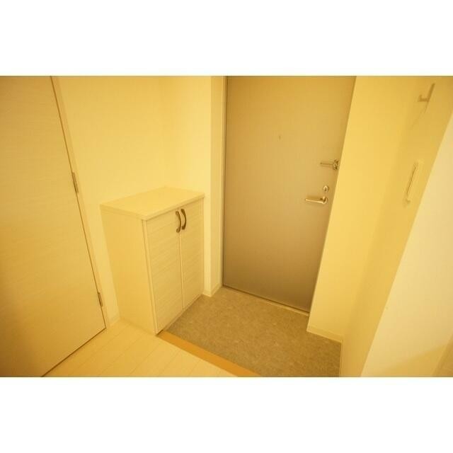 (玄関)