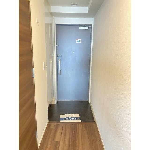 (玄関)